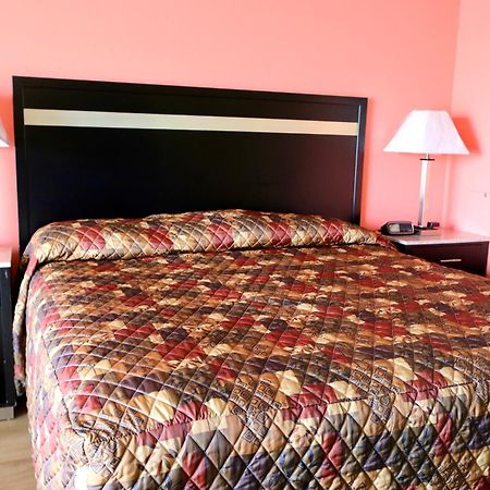 Elkton Lodge Bagian luar foto