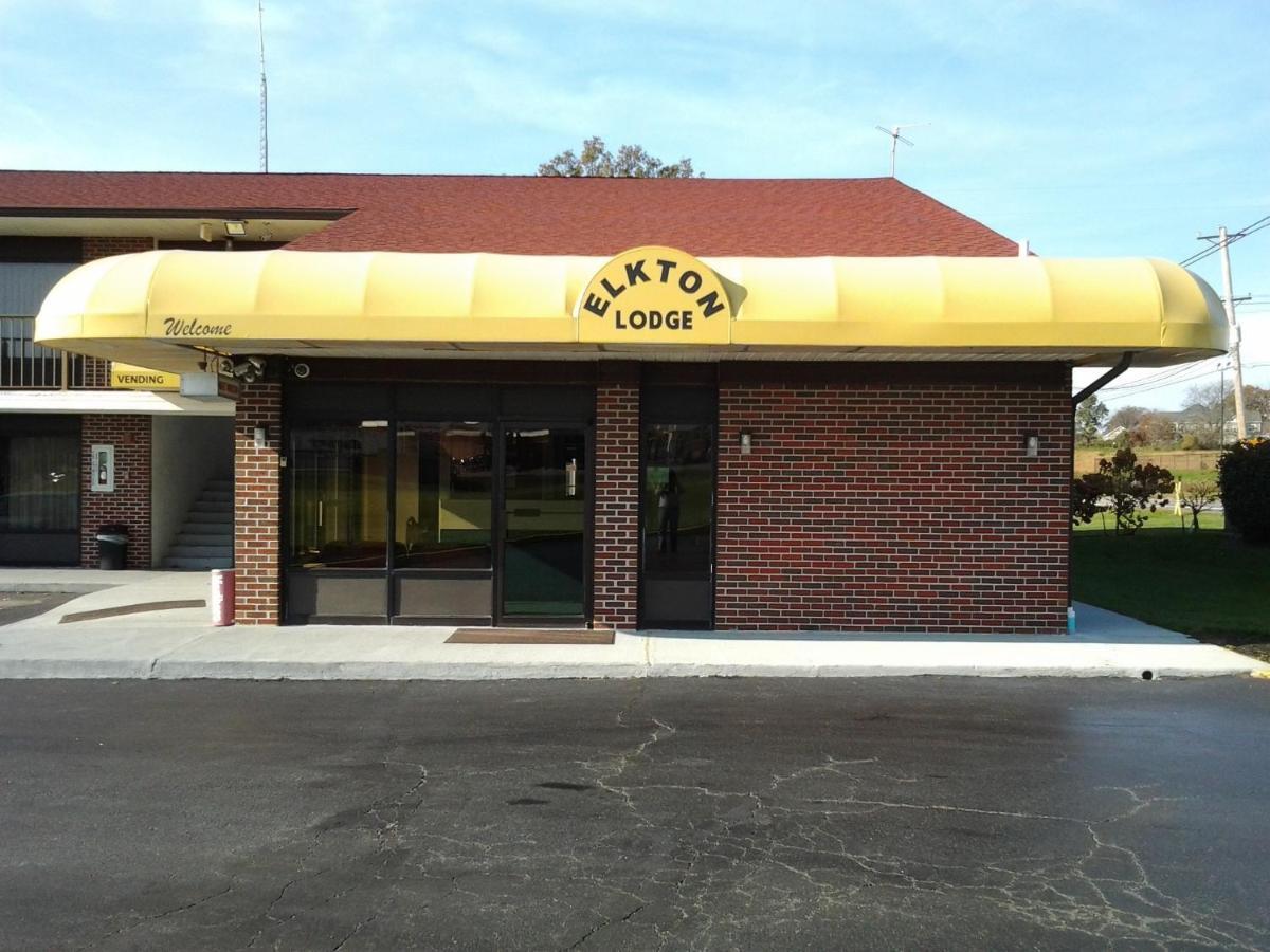 Elkton Lodge Bagian luar foto